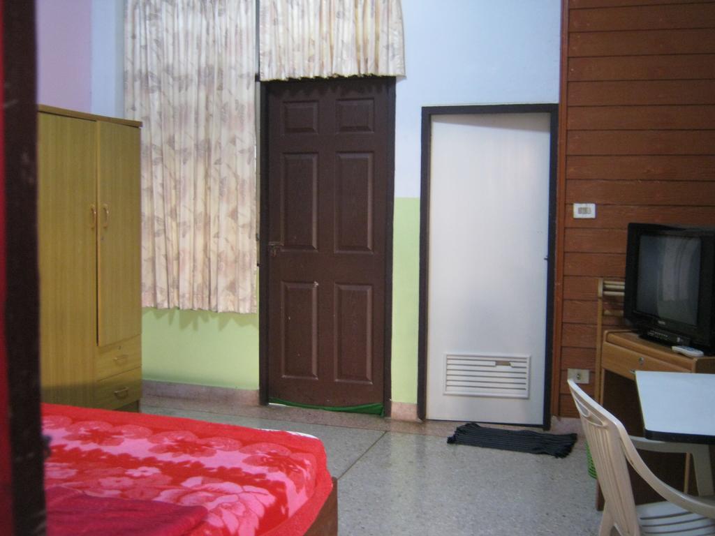 Sataya Apartment Maha Sarakham Eksteriør bilde